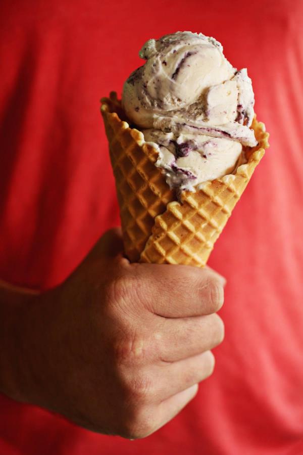 Two Roosters’ sweet cream is swirled with blackberry jam.